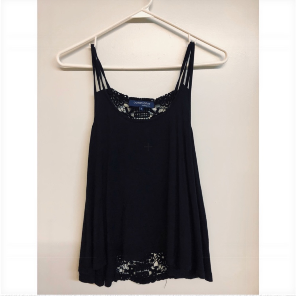 Black lace tank